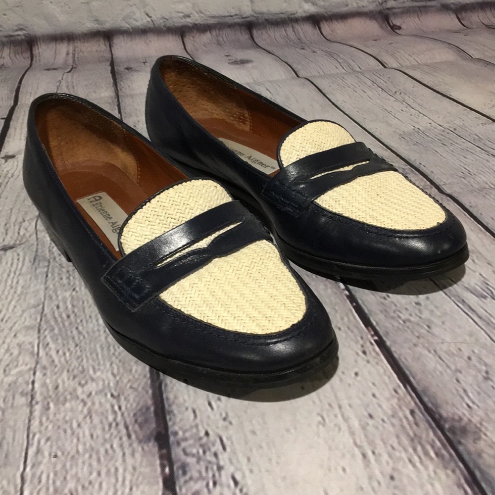 Etienne Aigner Navy Penny Loafers Sz 6